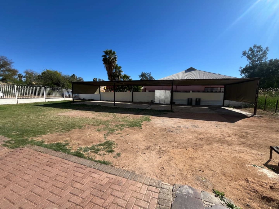 3 Bedroom Property for Sale in Die Rand Northern Cape